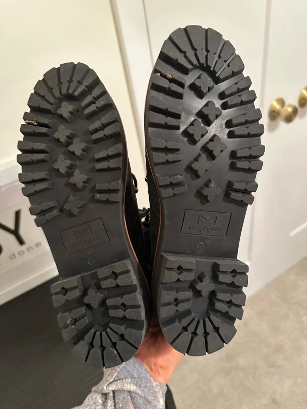 Marc Fisher Black Croc-Embossed Lace-Up Combat Boots like new - Picture 6 of 7